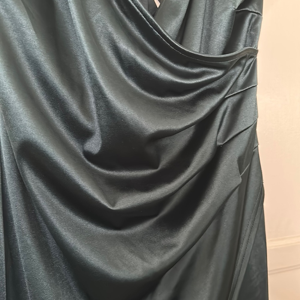 Windsor emerald green dress